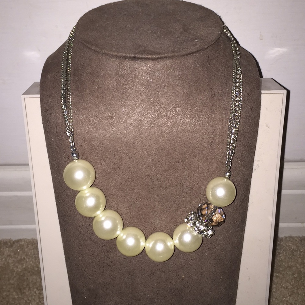 Faux Pearl Necklace with Rhinestone detail